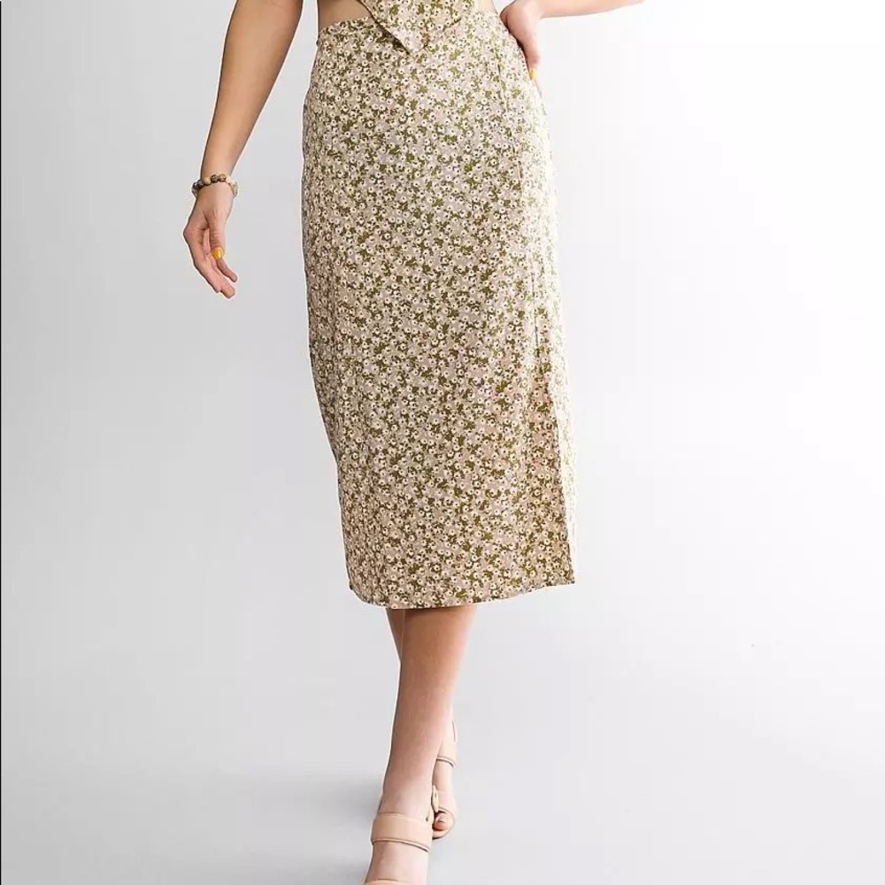Daytrip Midi Skirt